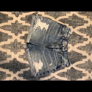 American Eagle Curvy Mom Shorts